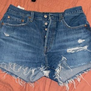 Levi Shorts 501